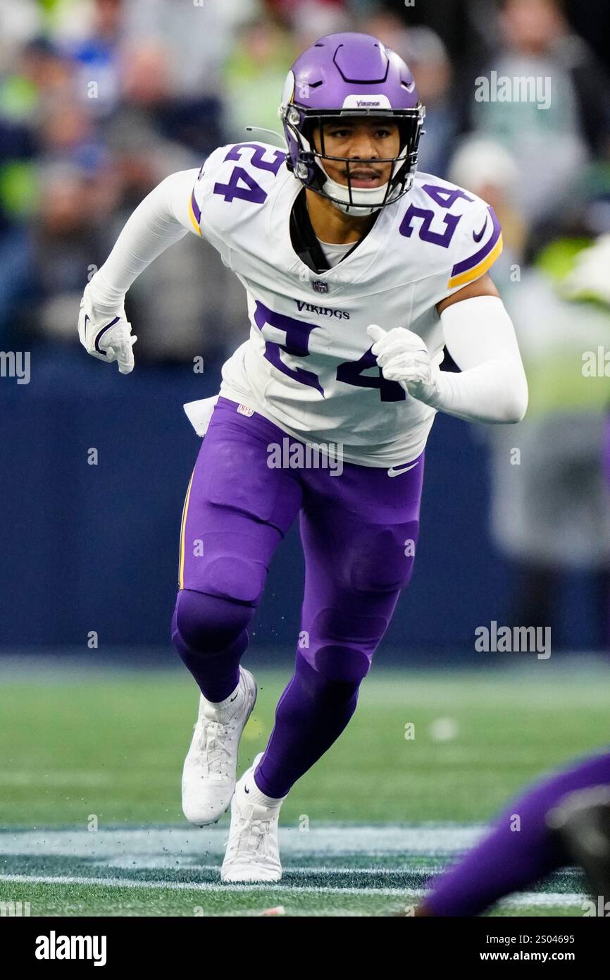 Minnesota Vikings safety Camryn Bynum (24) runs down the field during