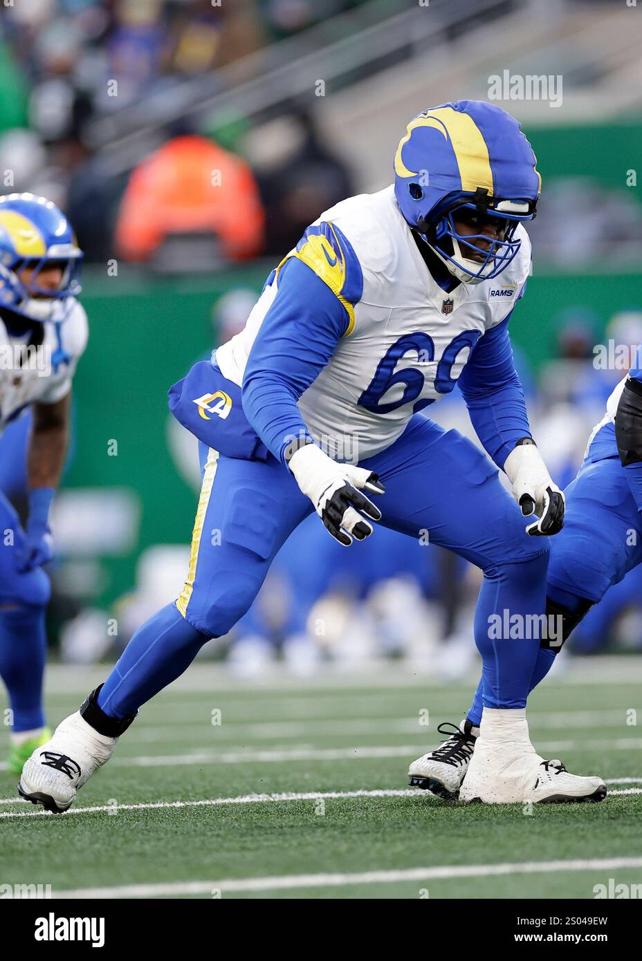 Los Angeles Rams guard Kevin Dotson (69) defends during an NFL football ...