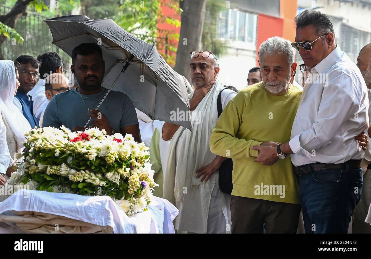 Vibrant Veteran Actor Satish Shah Passes Away Due To Kidney Failure At 74 Background Art Vibrant Veteran Actor Satish Shah Passes Away Due To Kidney Failure At 74 Background Art