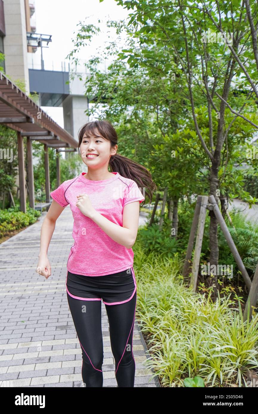 Runner trekking hi-res stock photography and images - Alamy