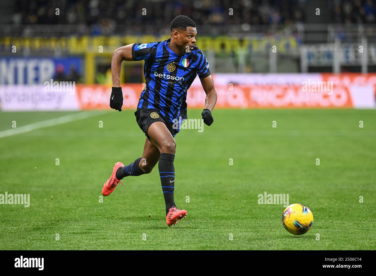 Denzel Dumfries Inter In Action During Inter FC Internazionale Vs denzel-dumfries-inter-in-action-during-inter-fc-internazionale-vs