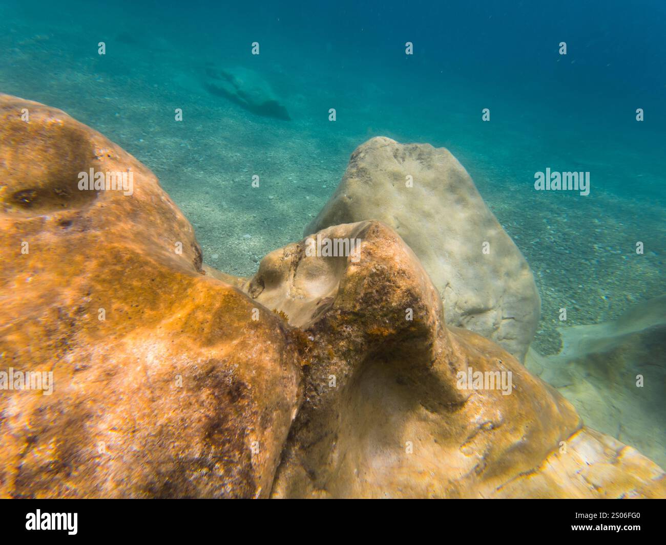 Plankton Rocks Underwater view rocks plankton hi-res stock photography and images - Alamy