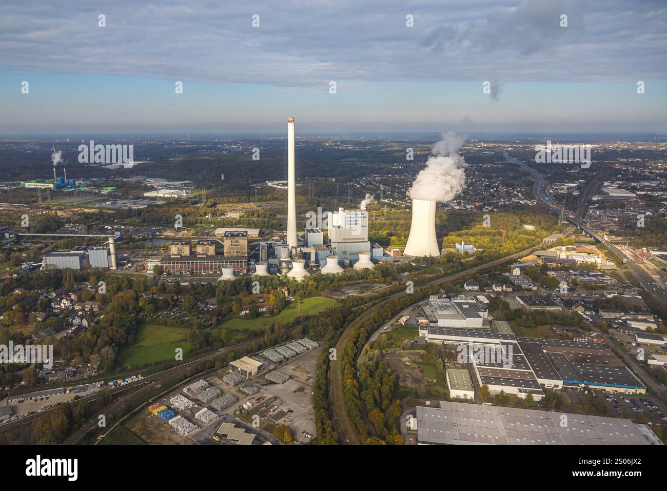 Luftbild, STEAG Heizkraftwerk Herne mit Kühlturm und Schornstein, Gewerbegebiet Baukauer Straße, Baukau-West, Herne, Ruhrgebiet, Nordrhein-Westfalen, Stock Photo