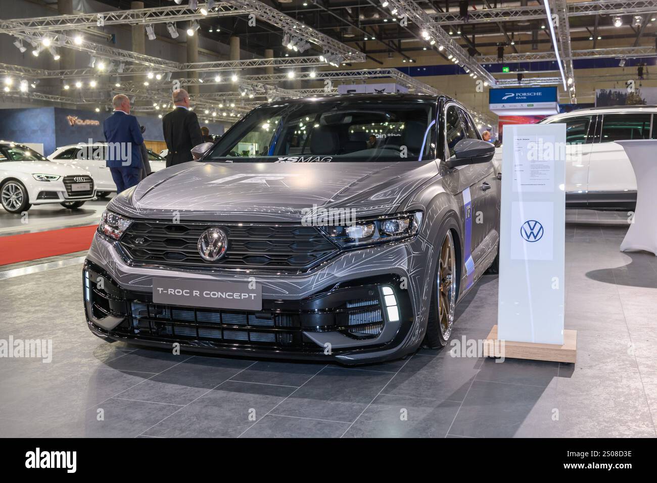 vienna, austria, 15 jan 2020, autoshow, volkswagen t-roc r concept ...