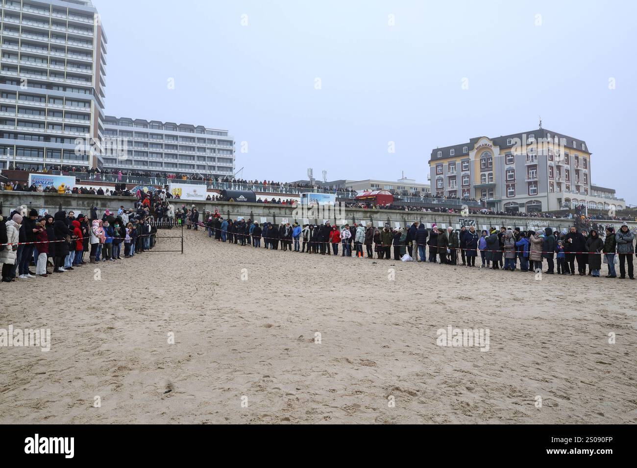 Sylt 38. Weihnachtsbaden, Westerland, 26.12.2024 Feature *** Sylt 38