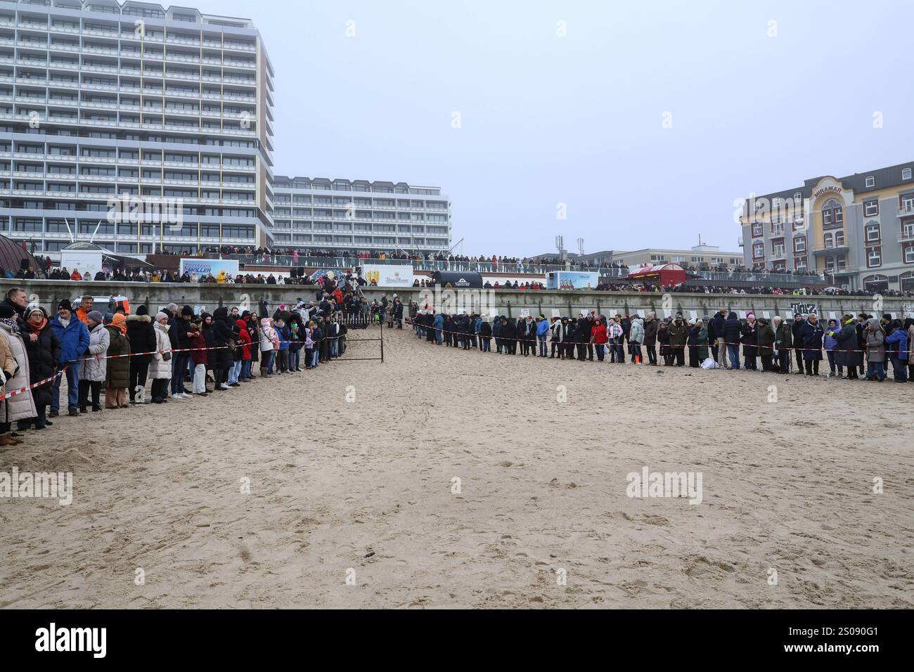 Sylt 38. Weihnachtsbaden, Westerland, 26.12.2024 Feature *** Sylt 38