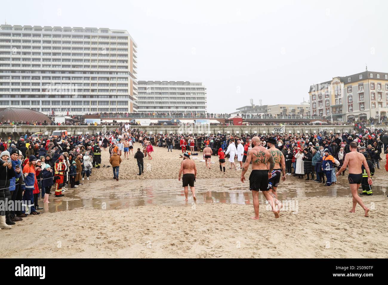 Sylt 38. Weihnachtsbaden, Westerland, 26.12.2024 Feature *** Sylt 38
