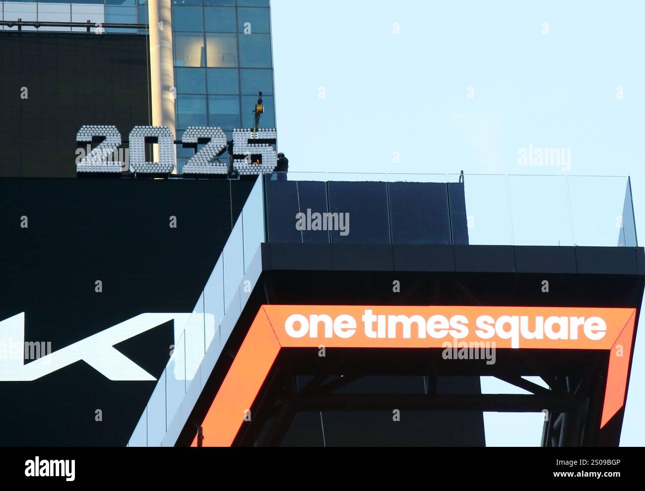 New York Ball Drop 20 2025 Schedule Doti Mallorie