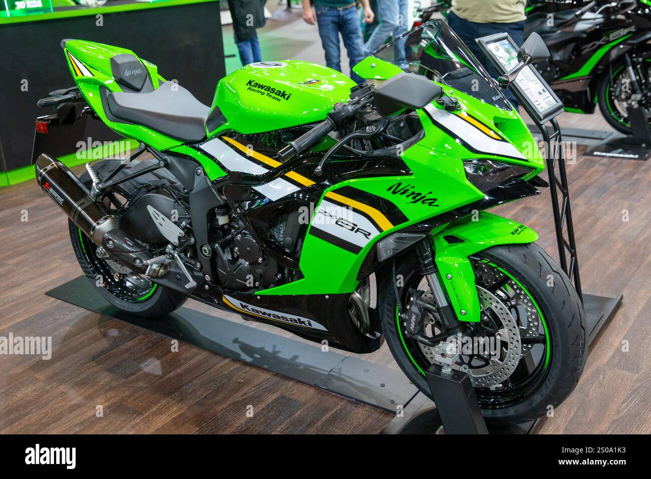 Kawasaki zx 6r hi-res stock photography and images - Alamy Kawasaki zx 6r hi-res stock photography and images - Alamy