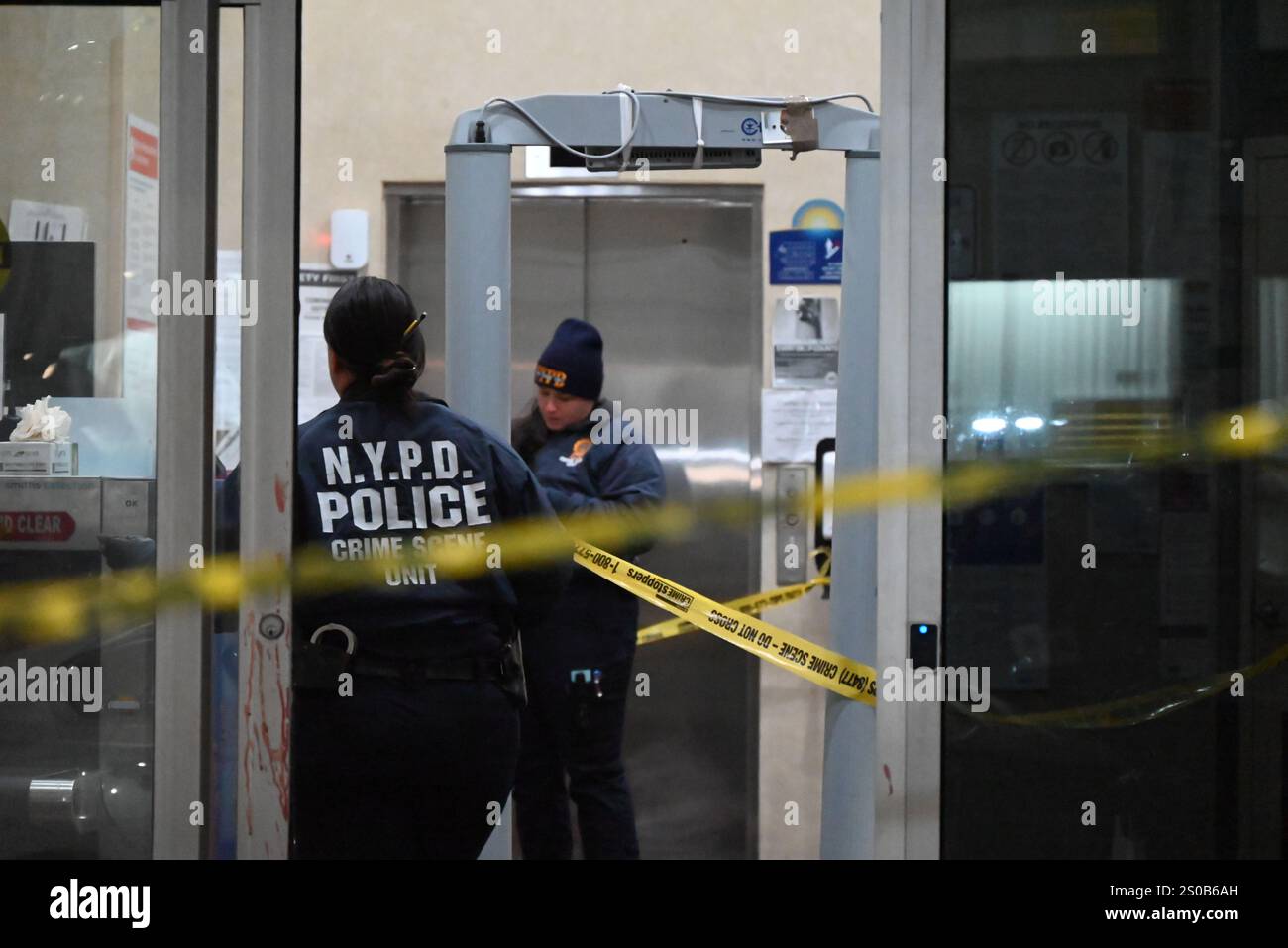 New York City Police Department Crime Scene Investigators at the scene ...