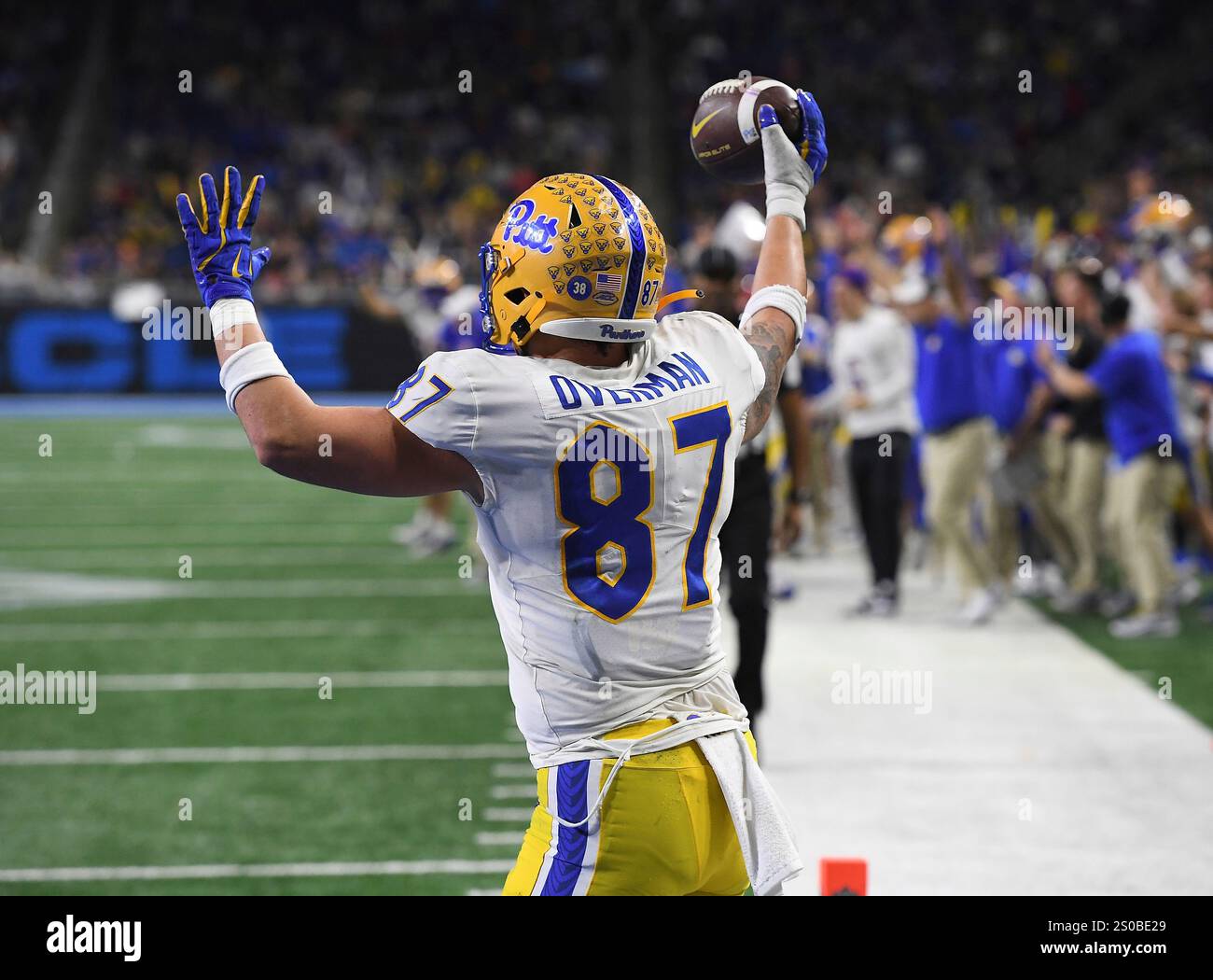 December 26 2024 detroit michigan u s pittsburgh tight end jake