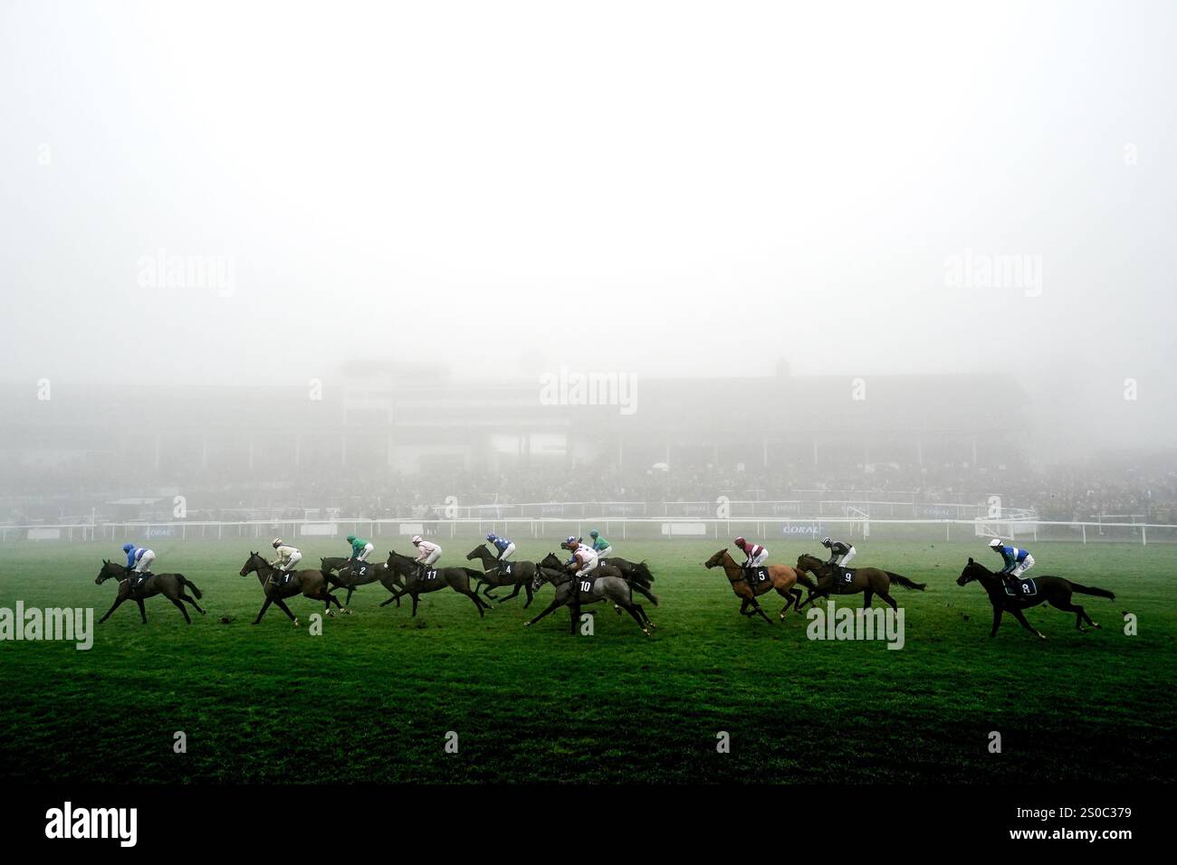 Runners and riders compete in the Play Coral 'RacingSuperSeries' For