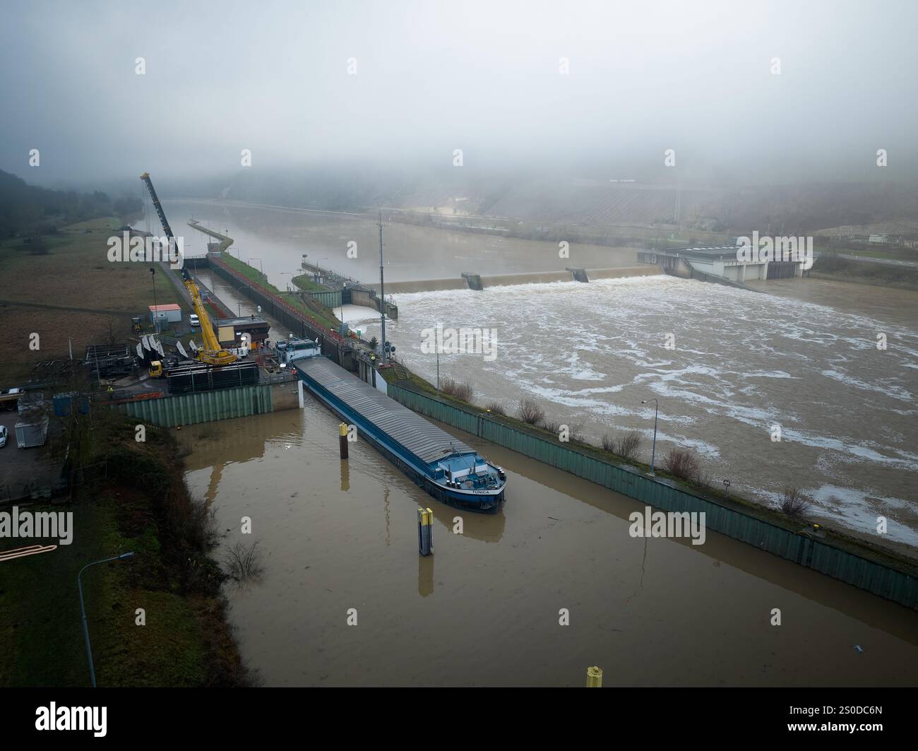 Lockage dpatop - 27 December 2024, Rhineland-Palatinate, Müden: The Belgian ...