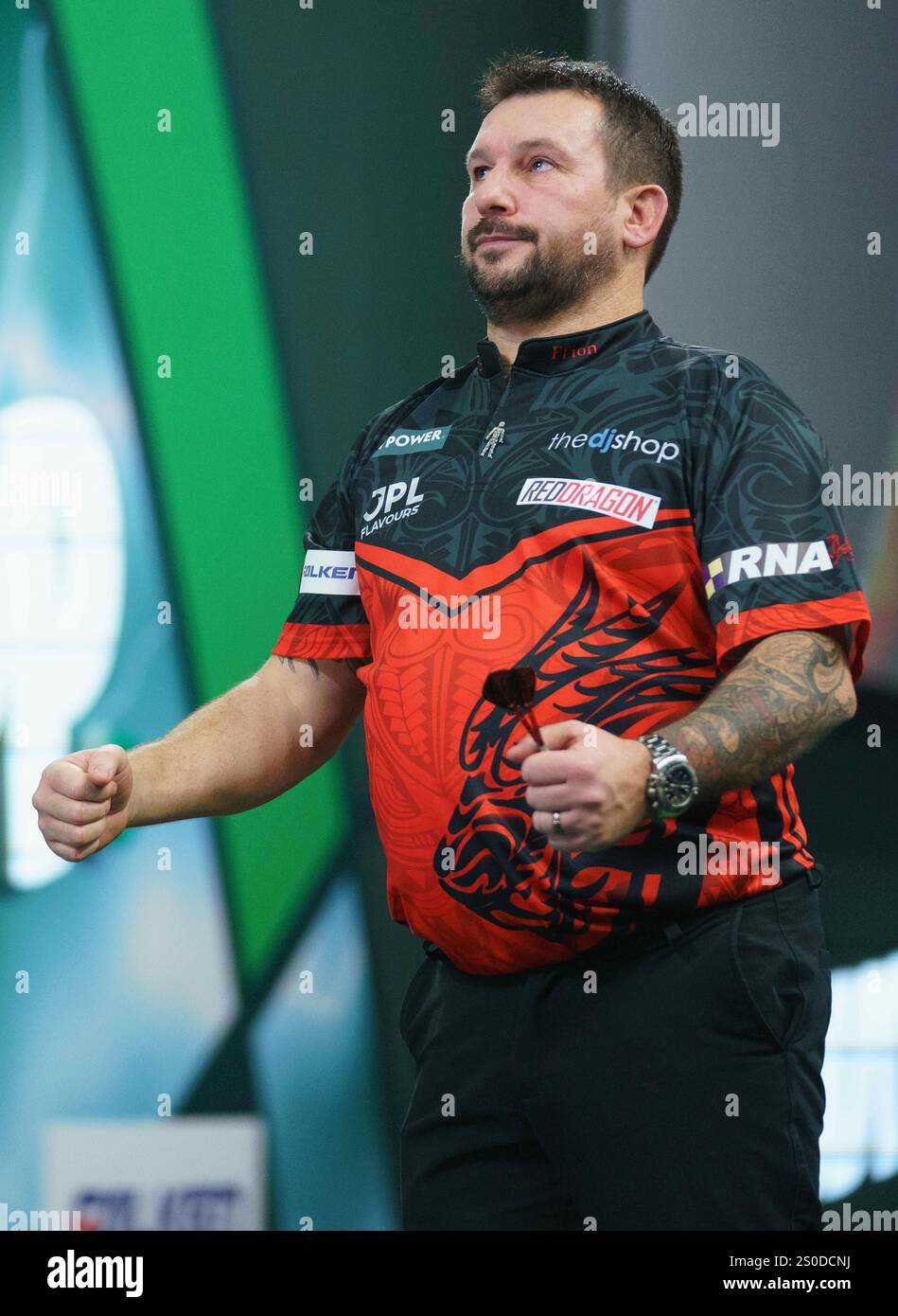 Jonny Clayton celebrating winning during his 3rd round match against