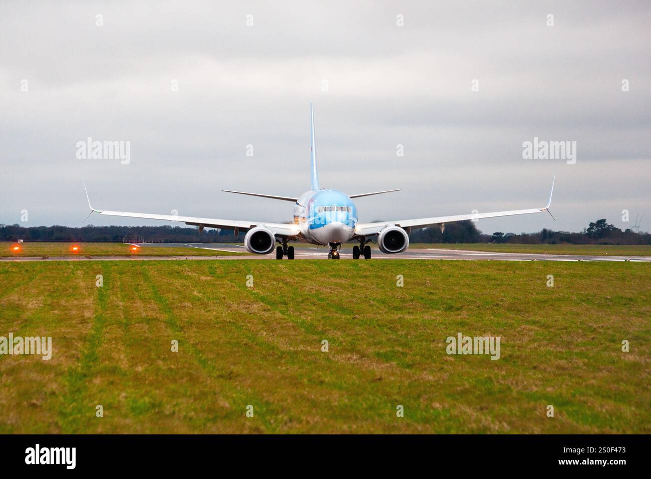 G-TAWS Boeing 737-8K5 TUI Norwich Airport UK 24-12-2017 - Stock Image