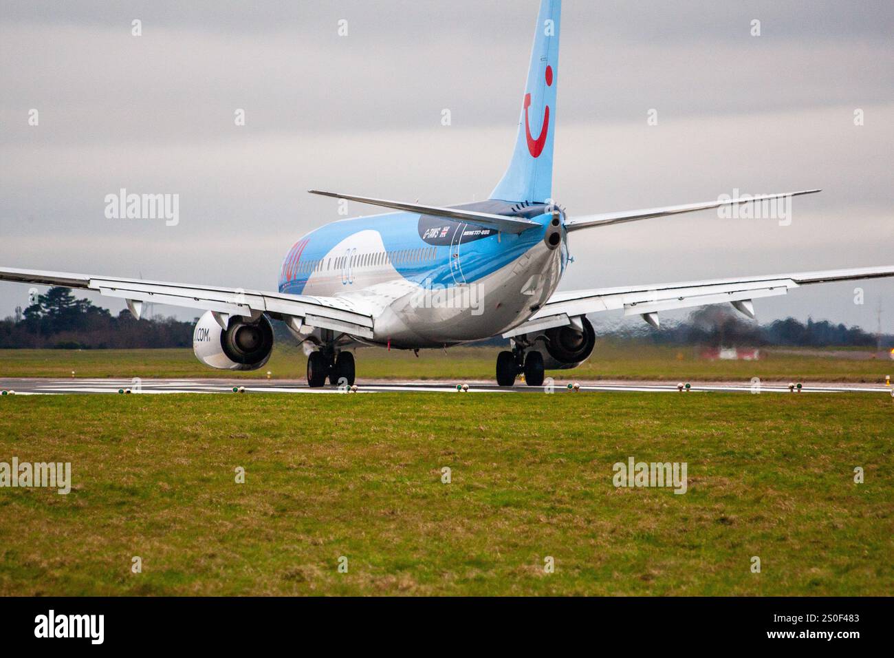 G-TAWS Boeing 737-8K5 TUI Norwich Airport UK 24-12-2017 v2 - Stock Image