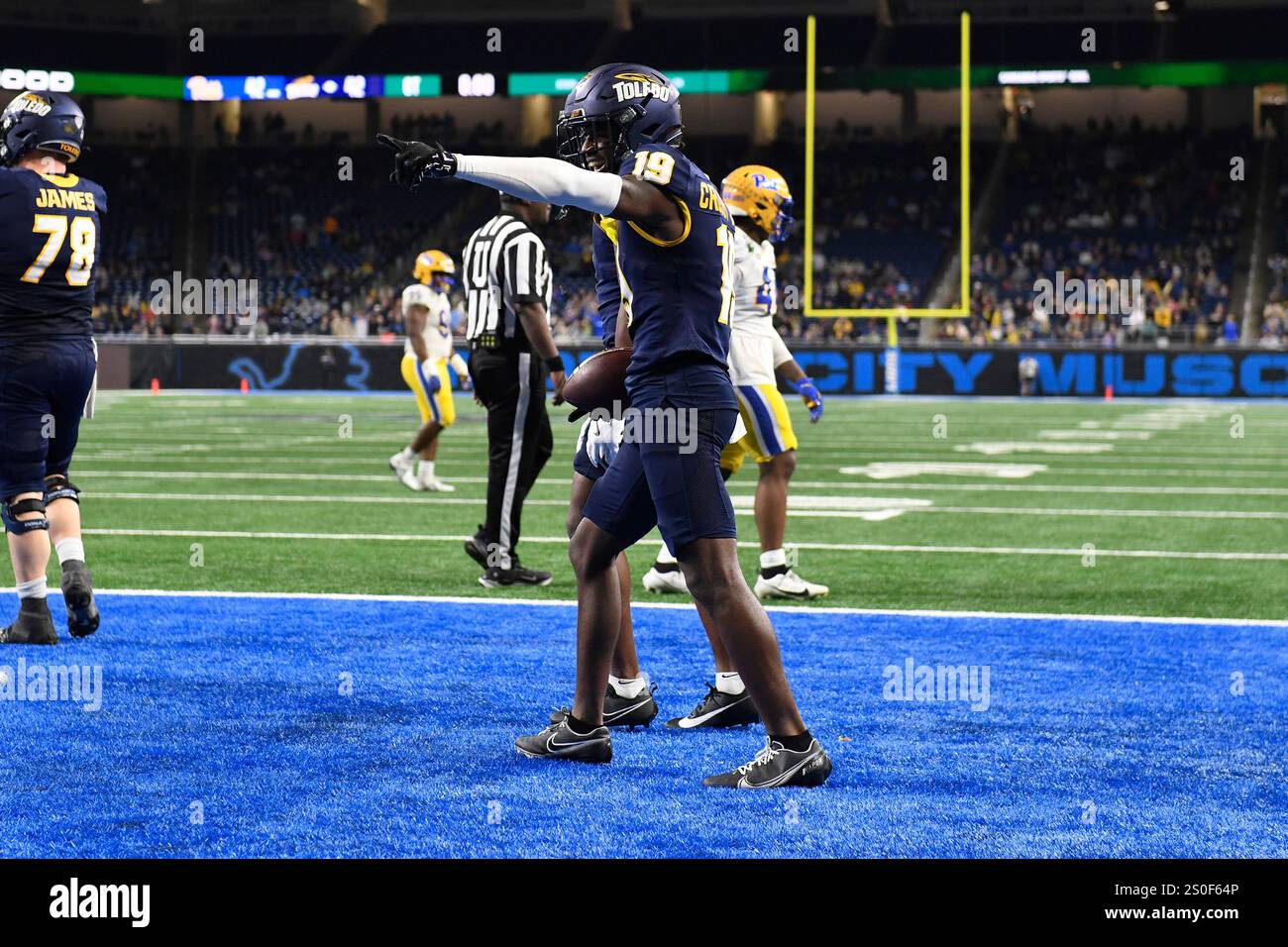 Toledo wide receiver Terrell Crosby Jr. (19) reacts after scoring a two