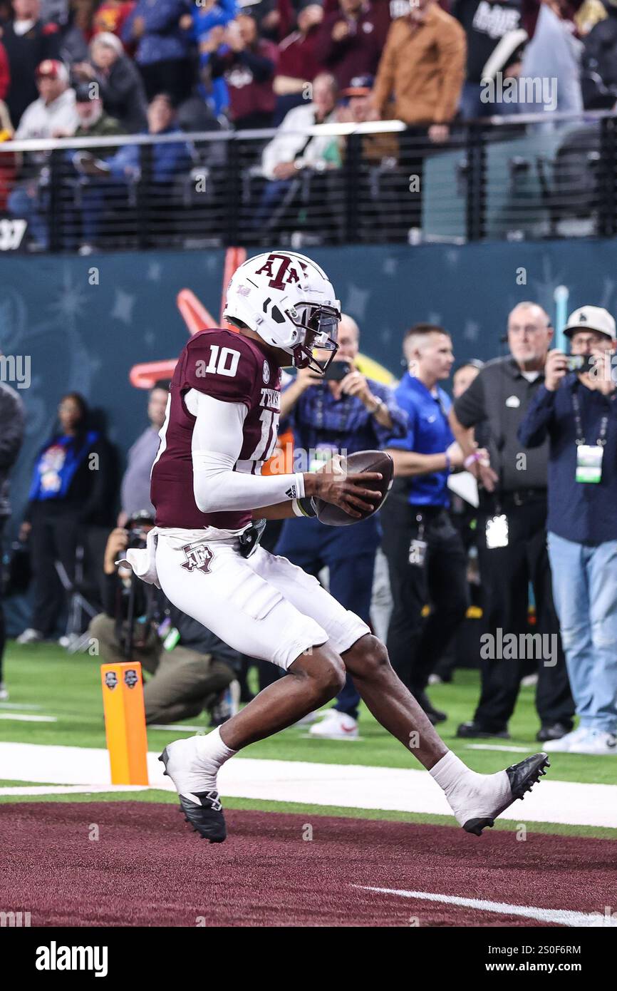 Las Vegas, NV, USA. 27th Dec, 2024. Texas A&M Aggies quarterback Marcel ...