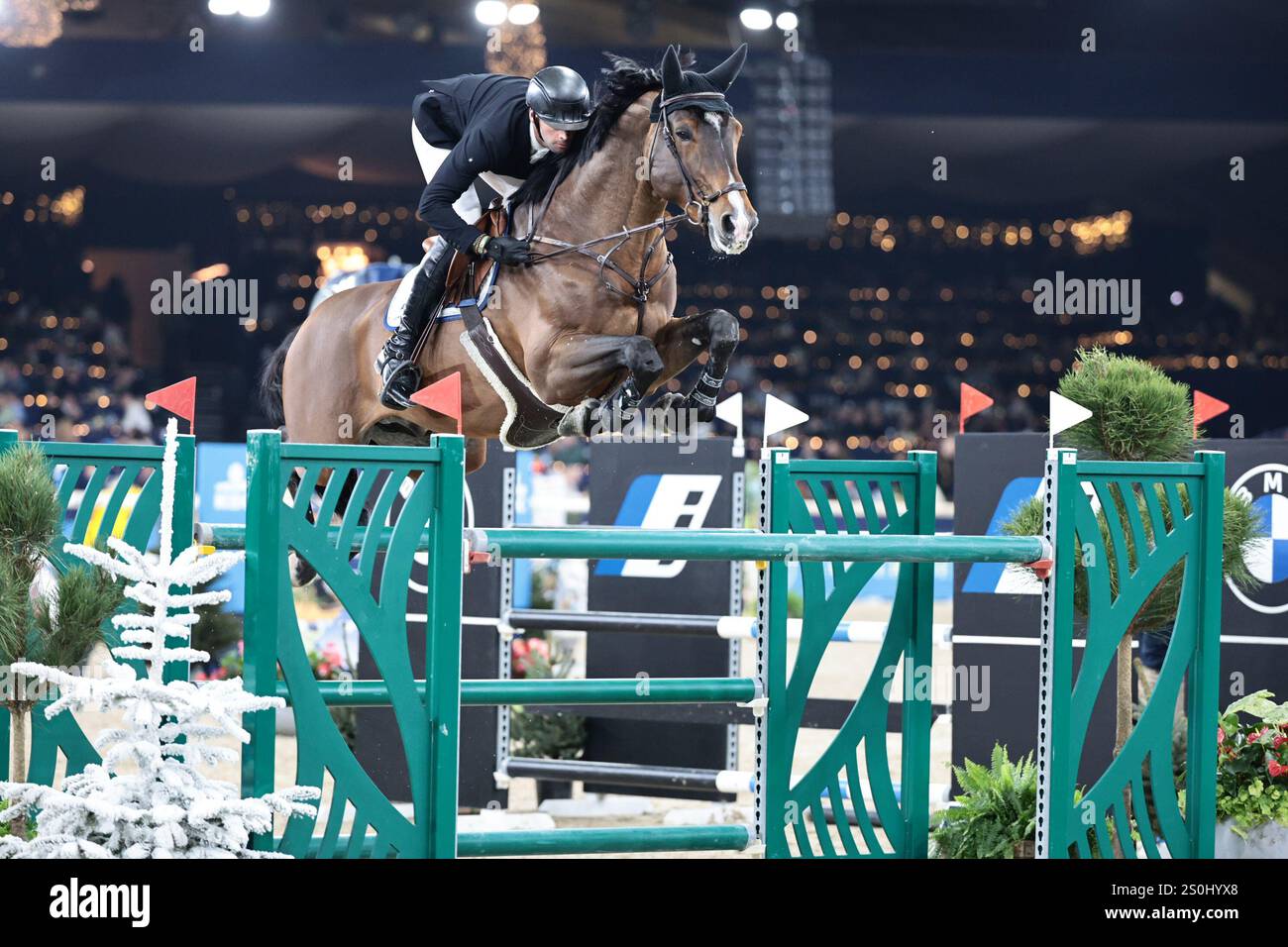 David Simpson of Ireland with Pjotr van de Kruishoeve during the Leon ...