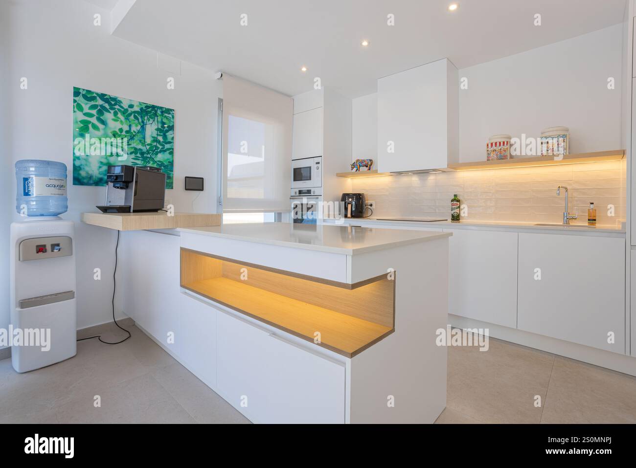 Minimalist Kitchen Design Ideas & Practical Guide (2026)