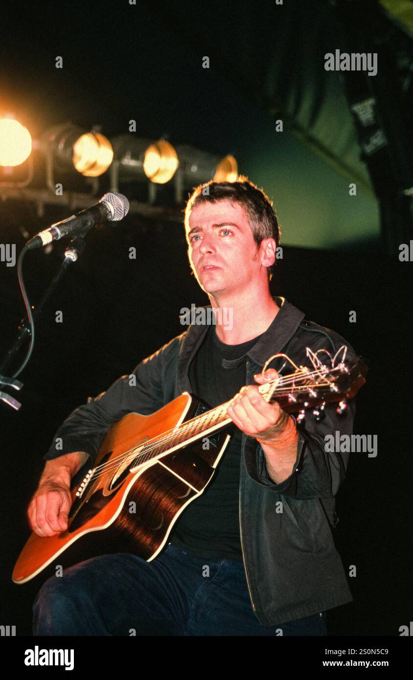 I Am Kloot performing at the Reading Festival 25th August 2000. Stock Photo