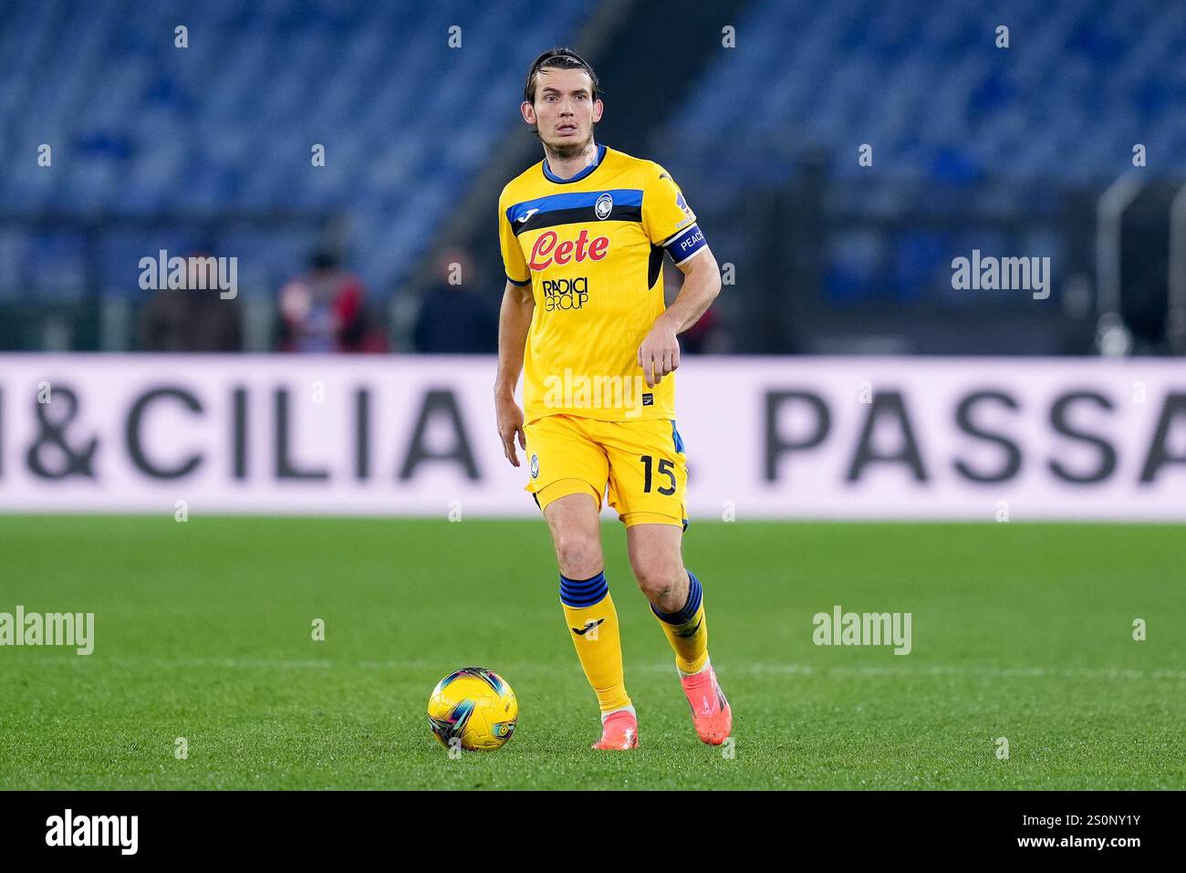 Marten de Roon of Atalanta BC during the Serie A Enilive match between ...