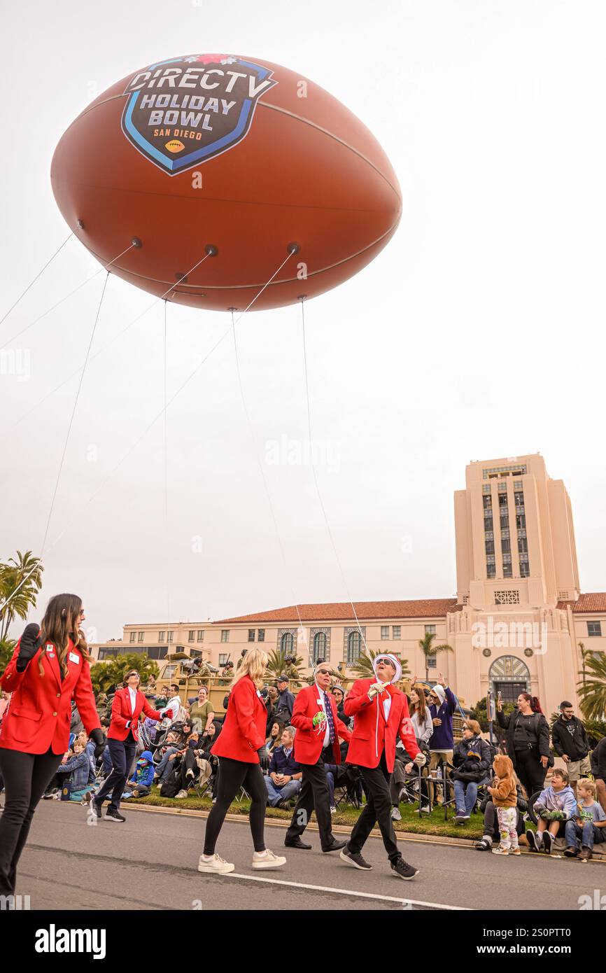 Holiday Bowl balloon during the Holiday Bowl parade for Syracuse Orange