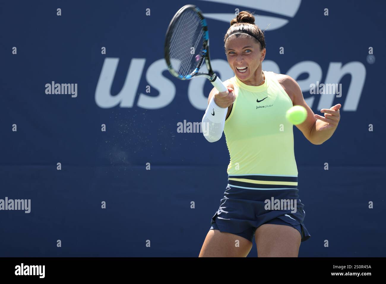 Flushing Meadows, New York - August 27, 2024: New York:  Sara Errani of Italy during her first round match against Cristina Bucșa of Spain during their first round match at the US Open in Flushing Meadows. Stock Photo