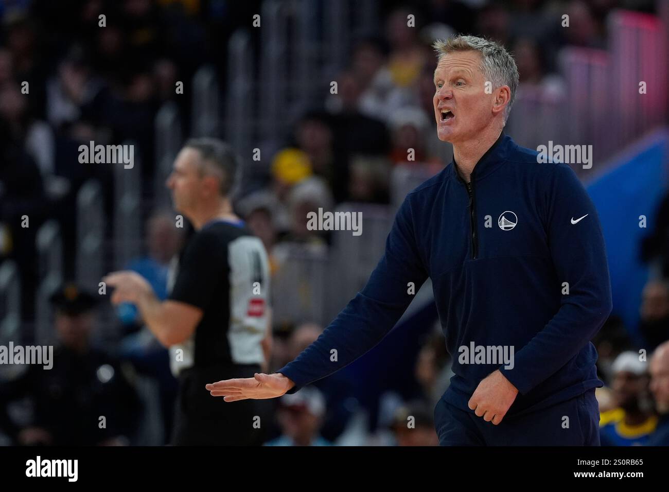 Golden State Warriors head coach Steve Kerr gestures during the second