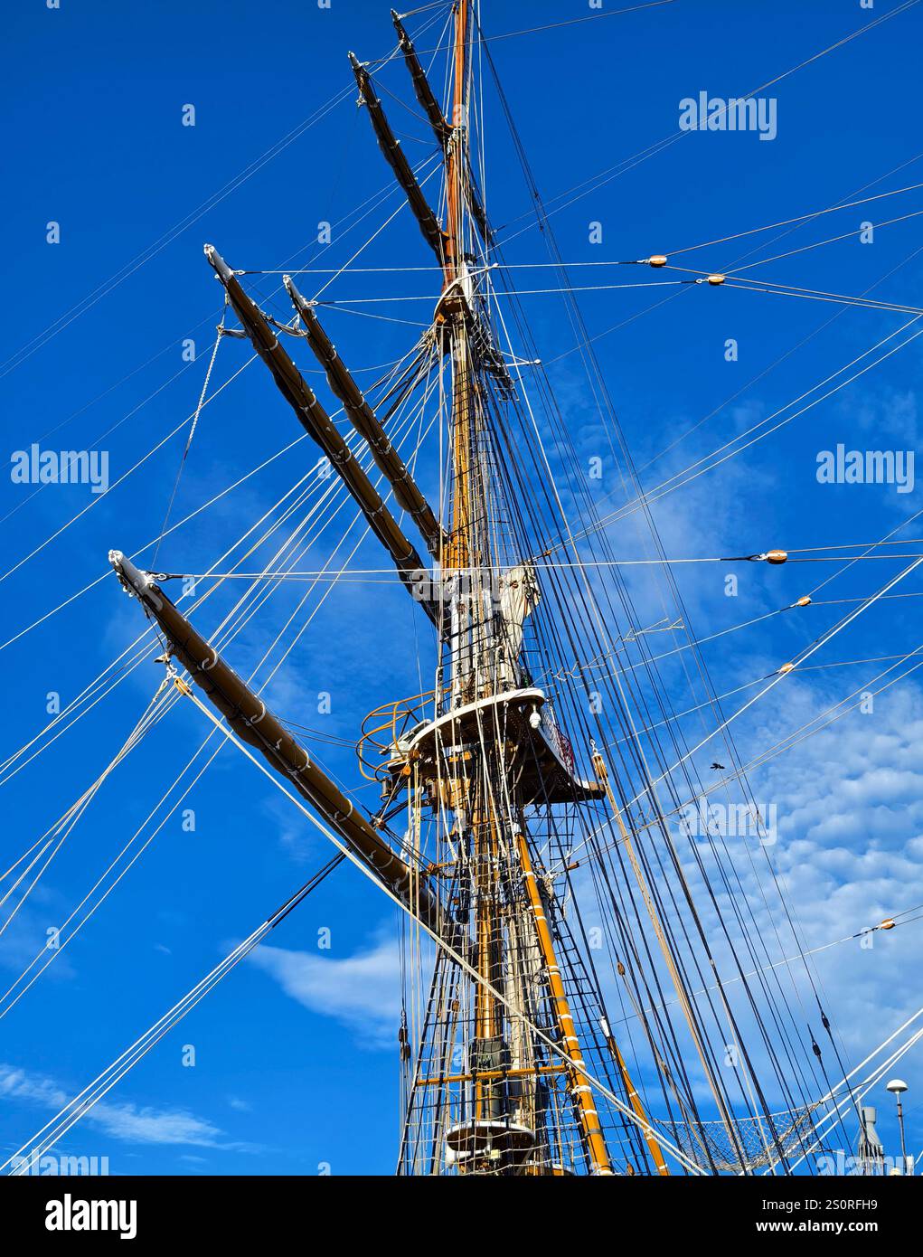 Ropes stretched across the masts of an old ship Stock Photo - Alamy