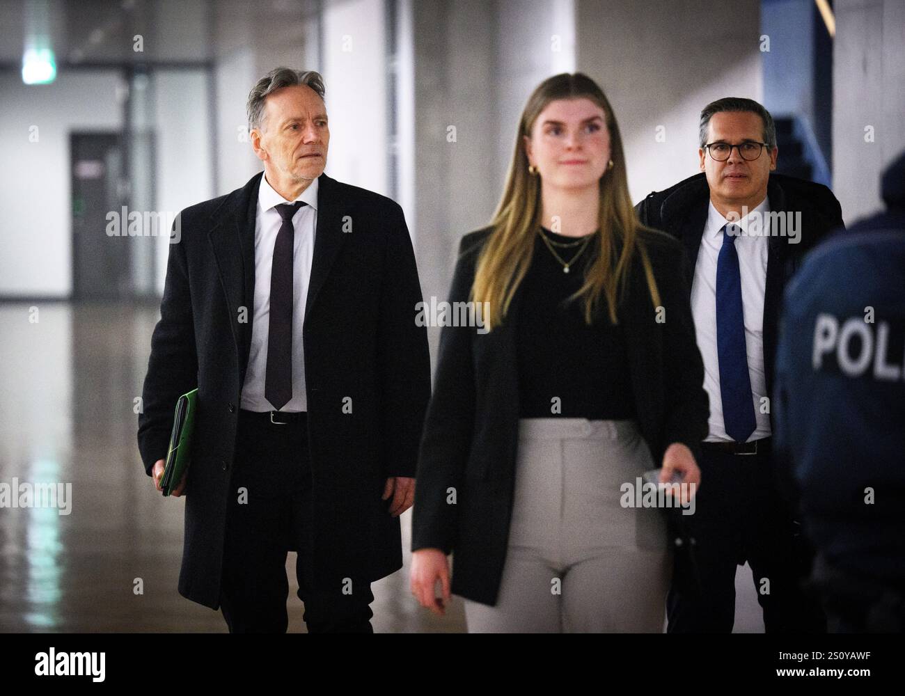 30 December 2024, Berlin: Holger Münch (l), President of the Federal