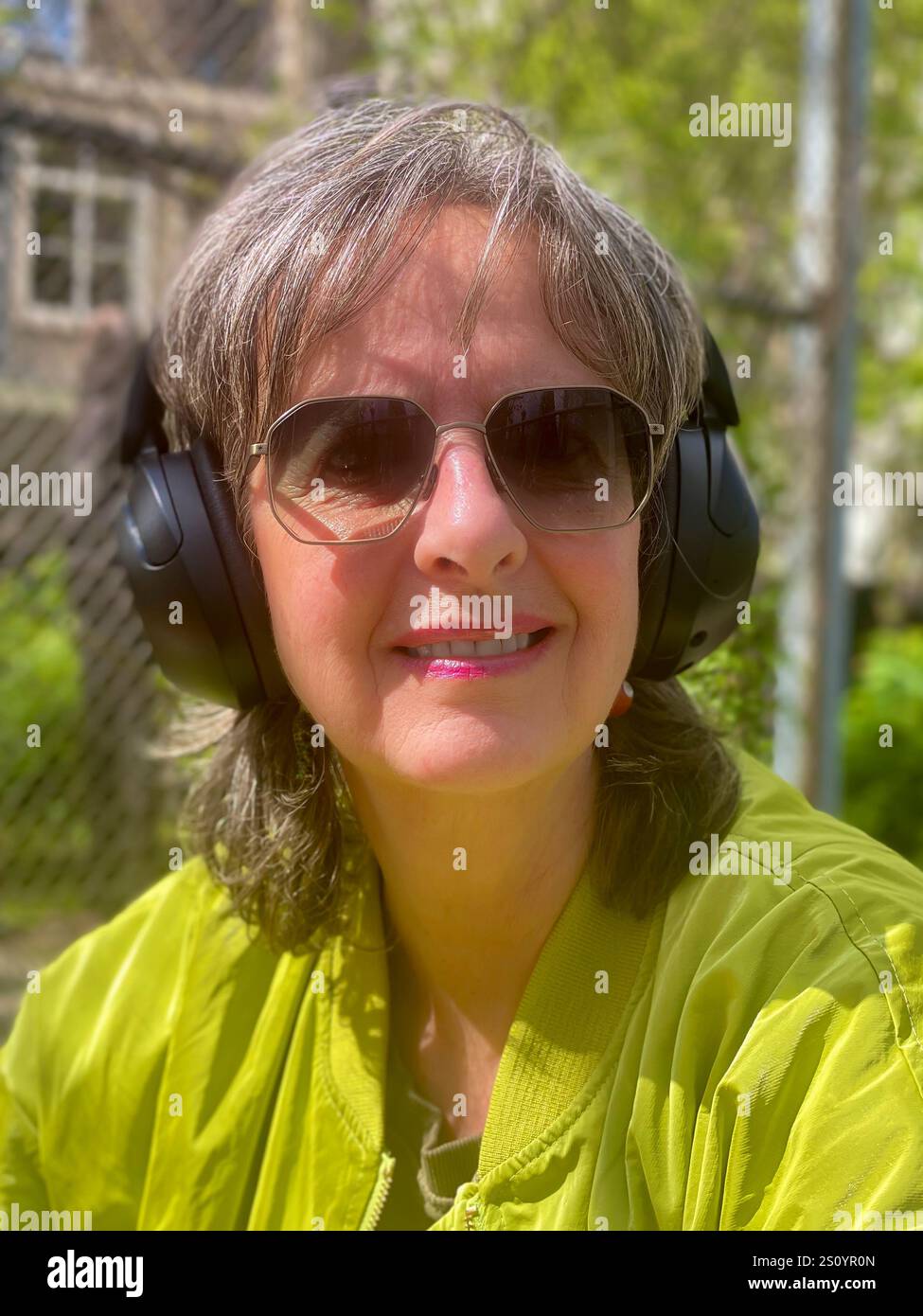 Mature elegant woman portrait hi-res stock photography and images - Alamy