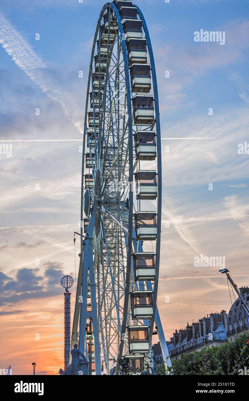 The Grande Roue: The Magnificent Parisian Icon in 2013 Stock Photo - Alamy