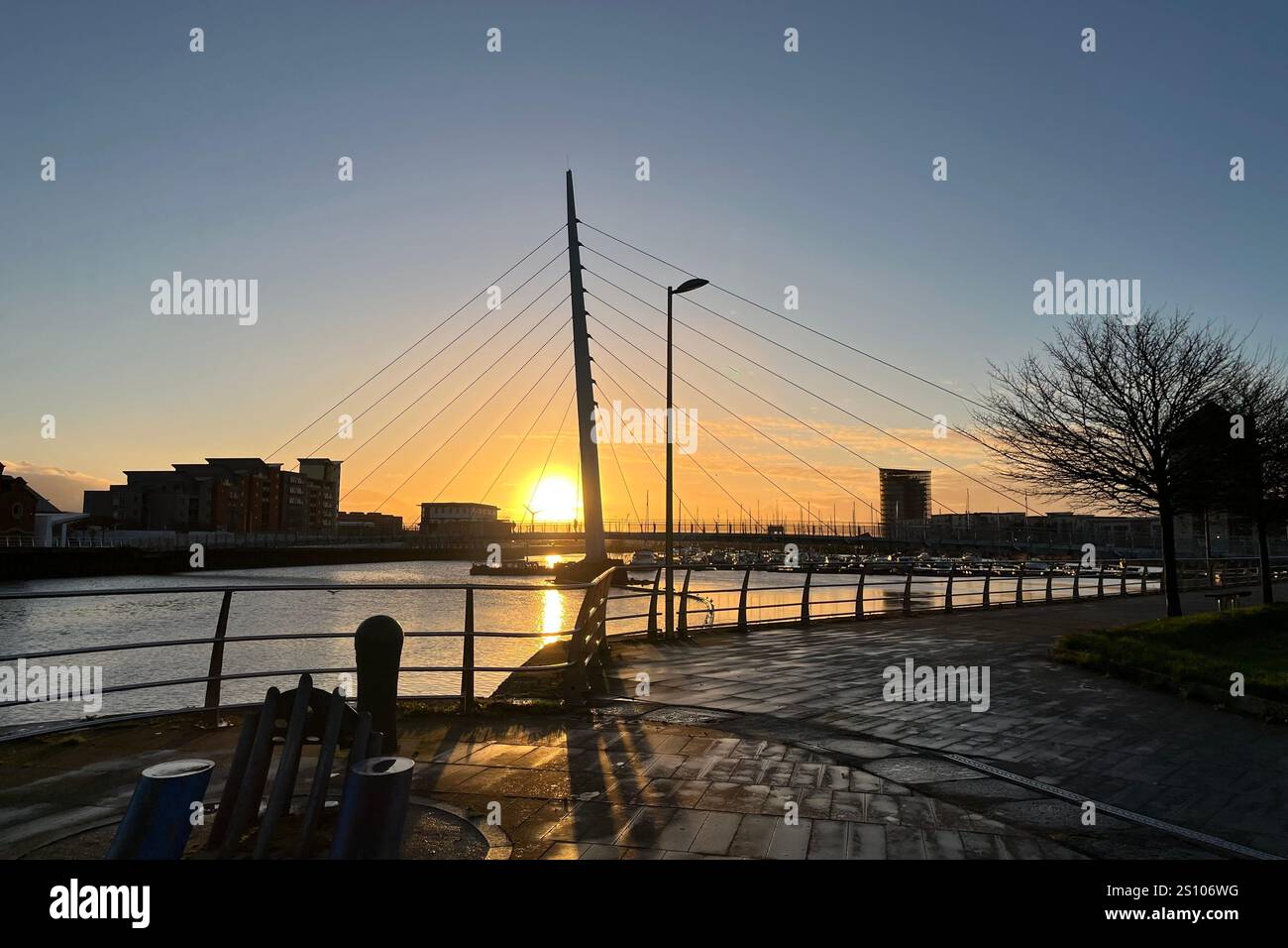 The Sail Bridge in Swansea, which connects the Marina with the SA1 Development. Swansea, Wales, United Kingdom. 2nd December 2024. Stock Photo