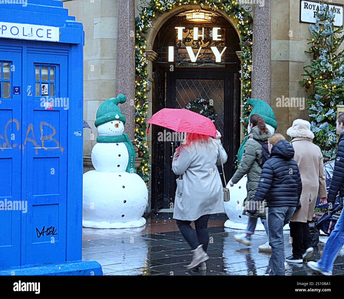 Glasgow, Scotland, UK. 30th December, 2024. UK Weather: Wet , windy and ...