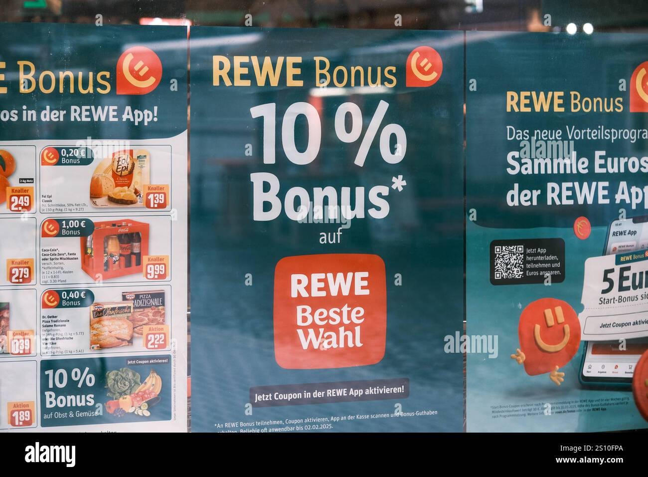 Düsseldorf 30.12.2024 Rewe Lebensmittel Supermarkt Bonus App