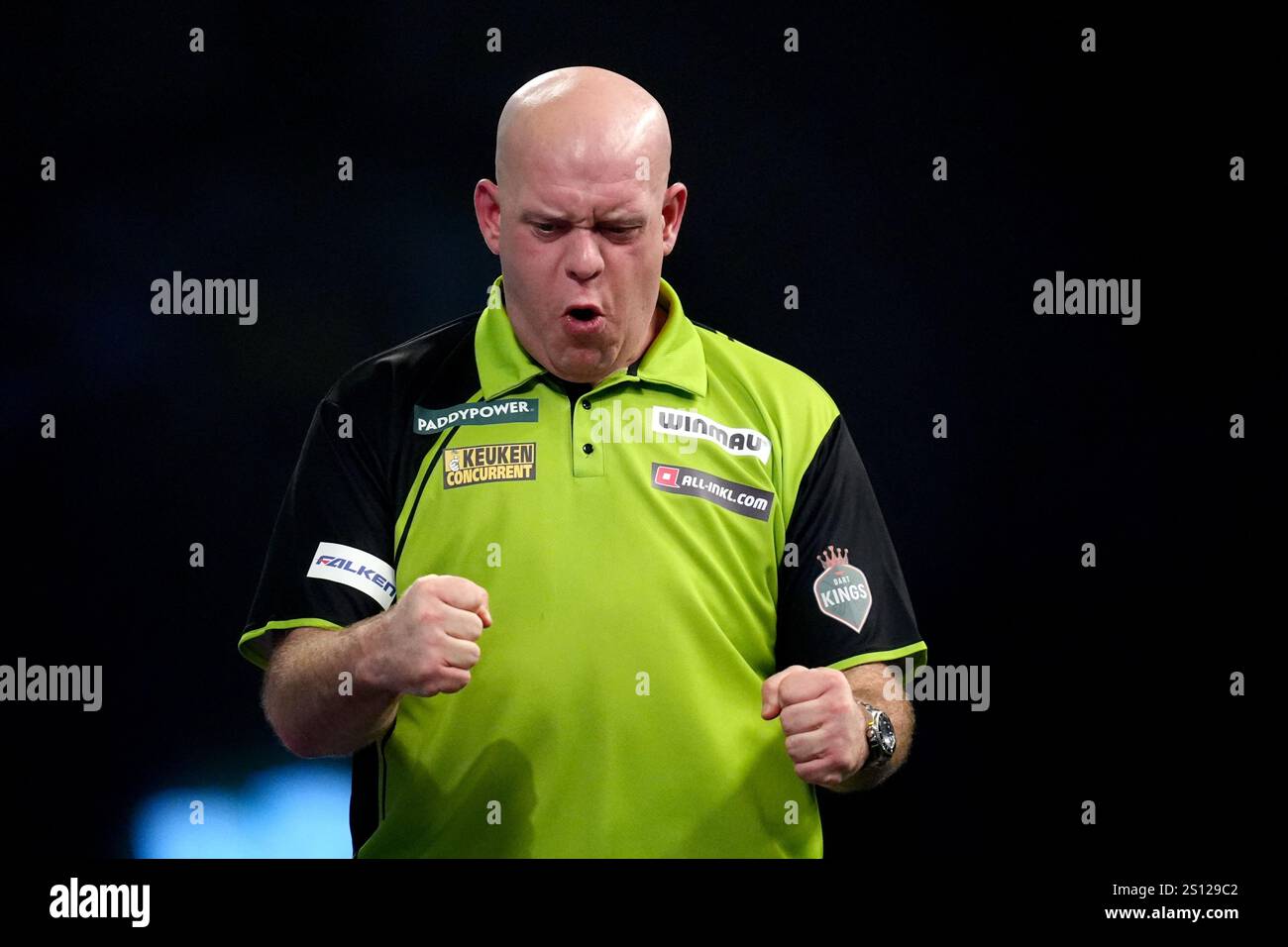 Michael van Gerwen celebrates his victory over Jeffrey de Graaf during
