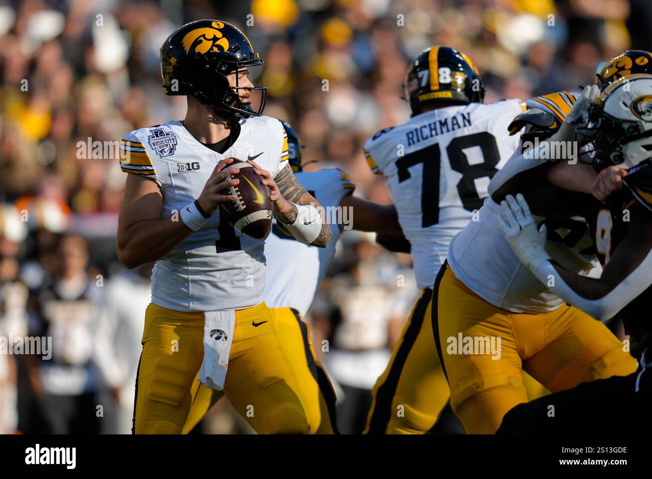 Quarterback Brendan Sullivan (Iowa Hawkeyes 01) looks to pass the ball