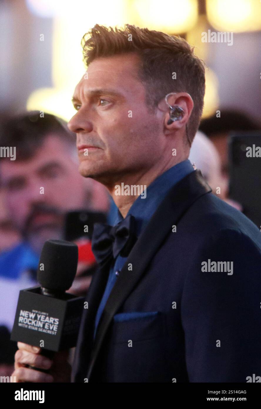 NEW YORK, NY DECEMBER 30 Ryan Seacrest at the rehearsal for Dick