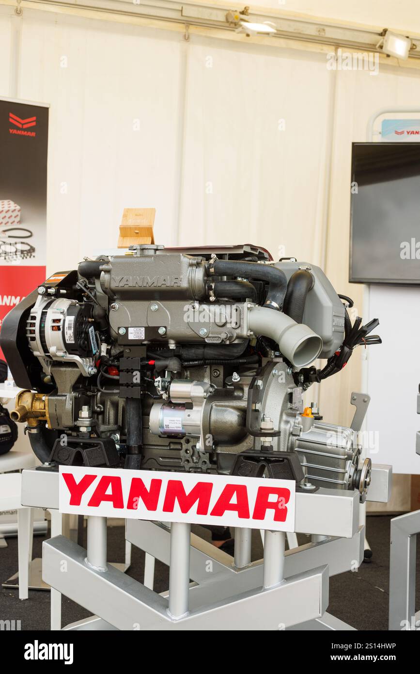 Yanmar Inline Yanmar engine hi-res stock photography and images - Alamy