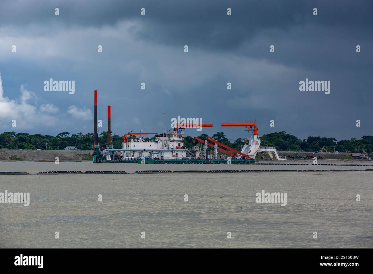 River engineering works flood hi res stock photography and images Alamy