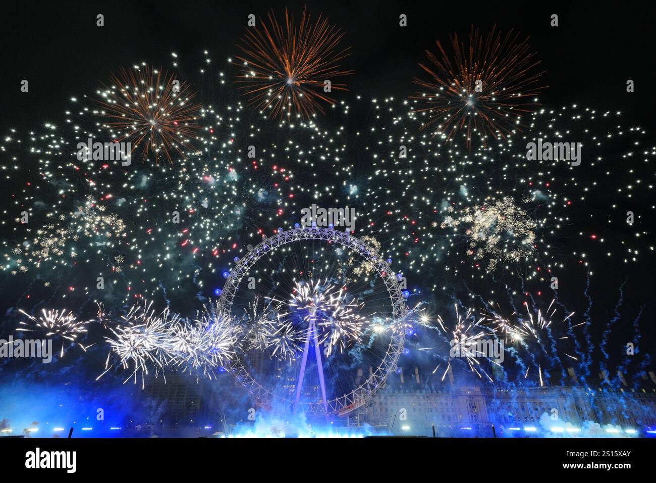 London New Year Fireworks 2025 Live Elvera Violante
