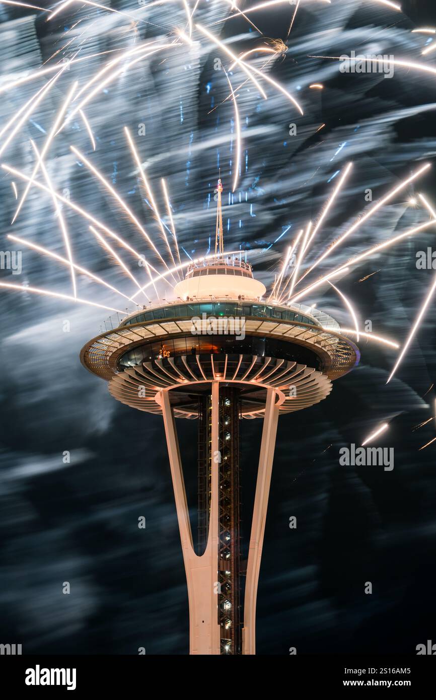 Seattle, USA. 1st Jan, 2025. New Years Eve fireworks at the iconic