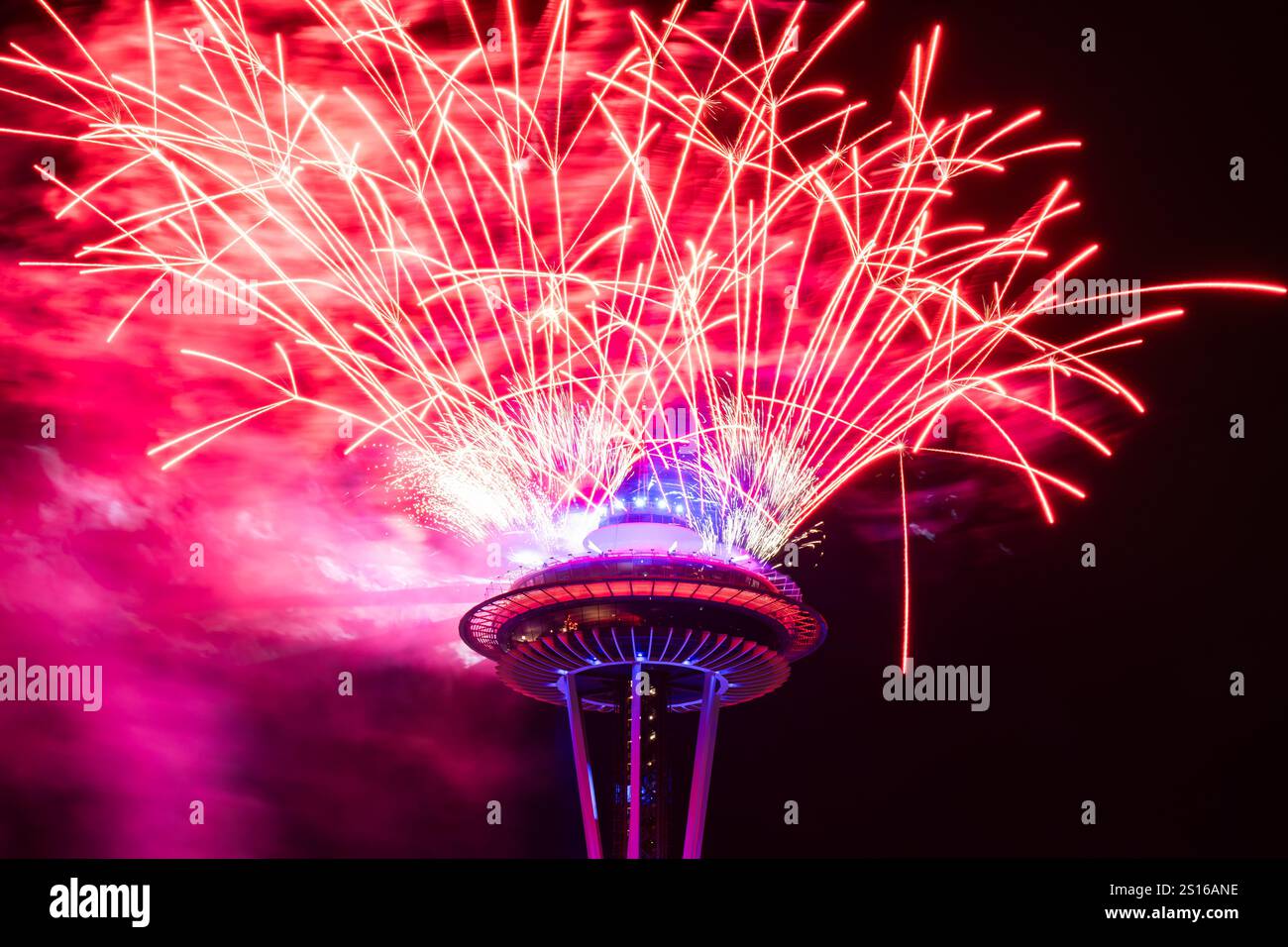 Seattle, USA. 1st Jan, 2025. New Years Eve fireworks at the iconic