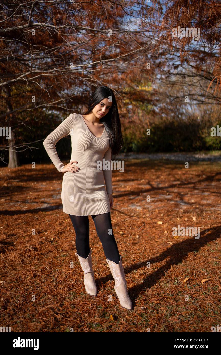 Woman wearing dress boots hi-res stock photography and images - Page 2 -  Alamy, image size:866x1390