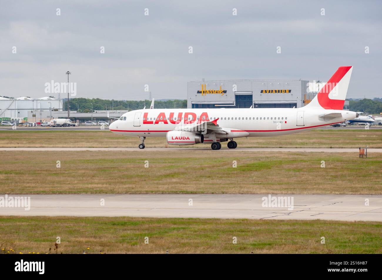 9H-LMG Airbus A320-232 Lauda London Stansted UK 10-09-2022 - Stock Image