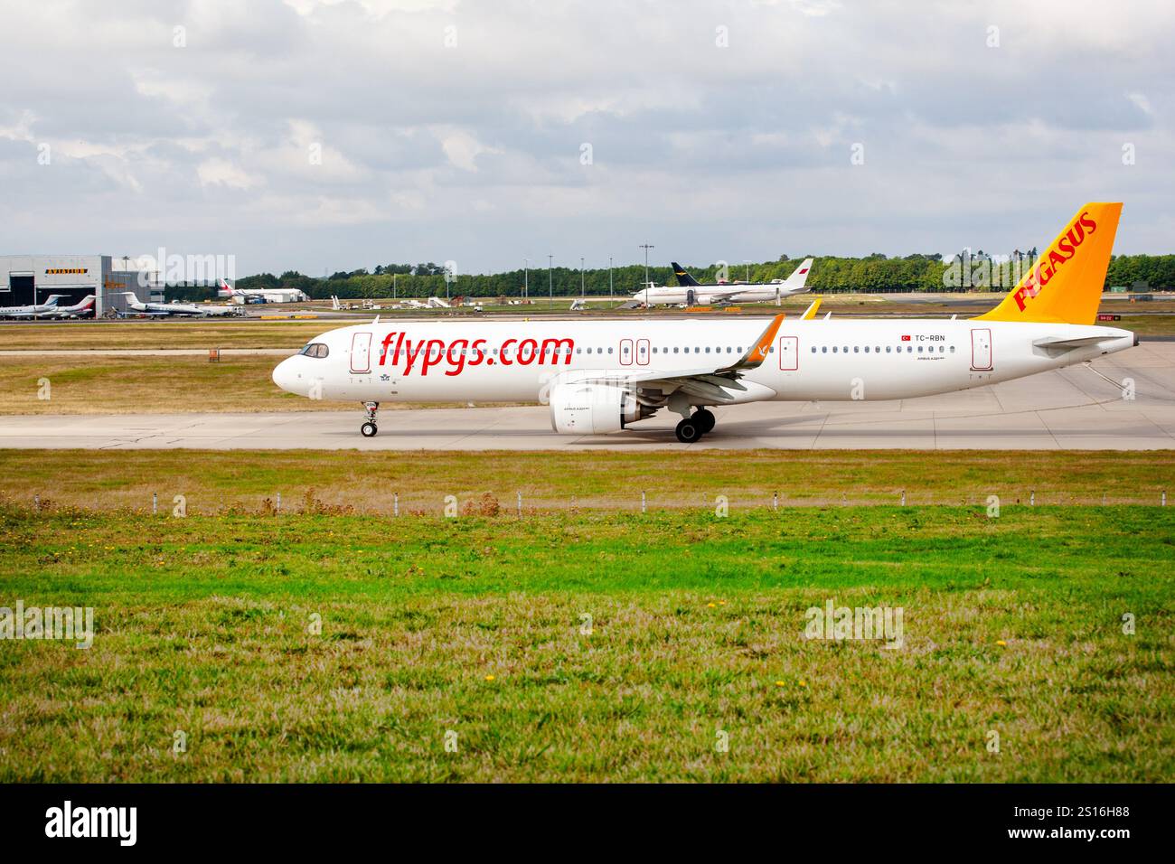 TC-RBN Airbus A321-251NX Pegasus London Stansted UK 10-09-2022 - Stock Image