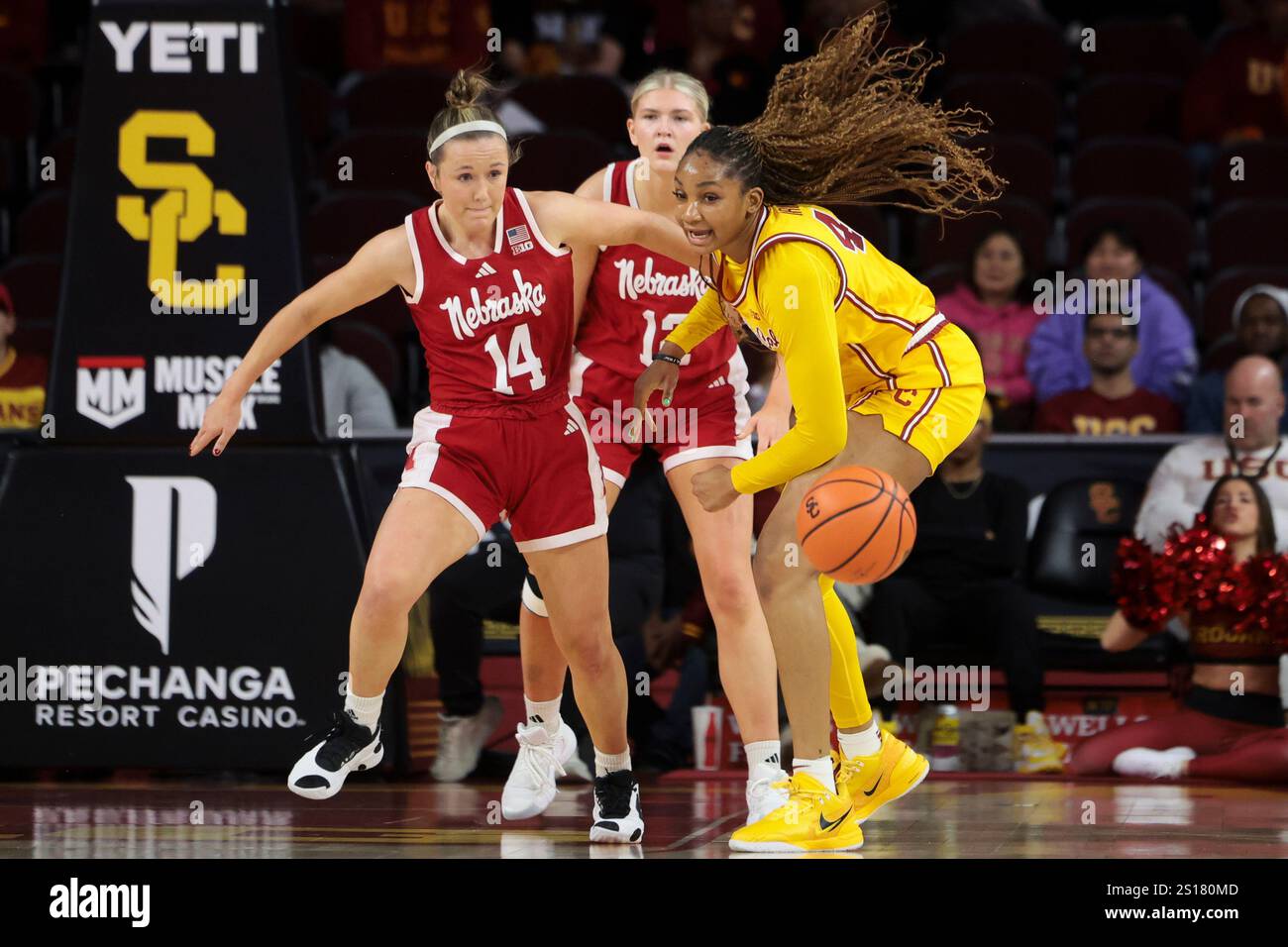 Southern California forward Kiki Iriafen (44) loses control of the ball