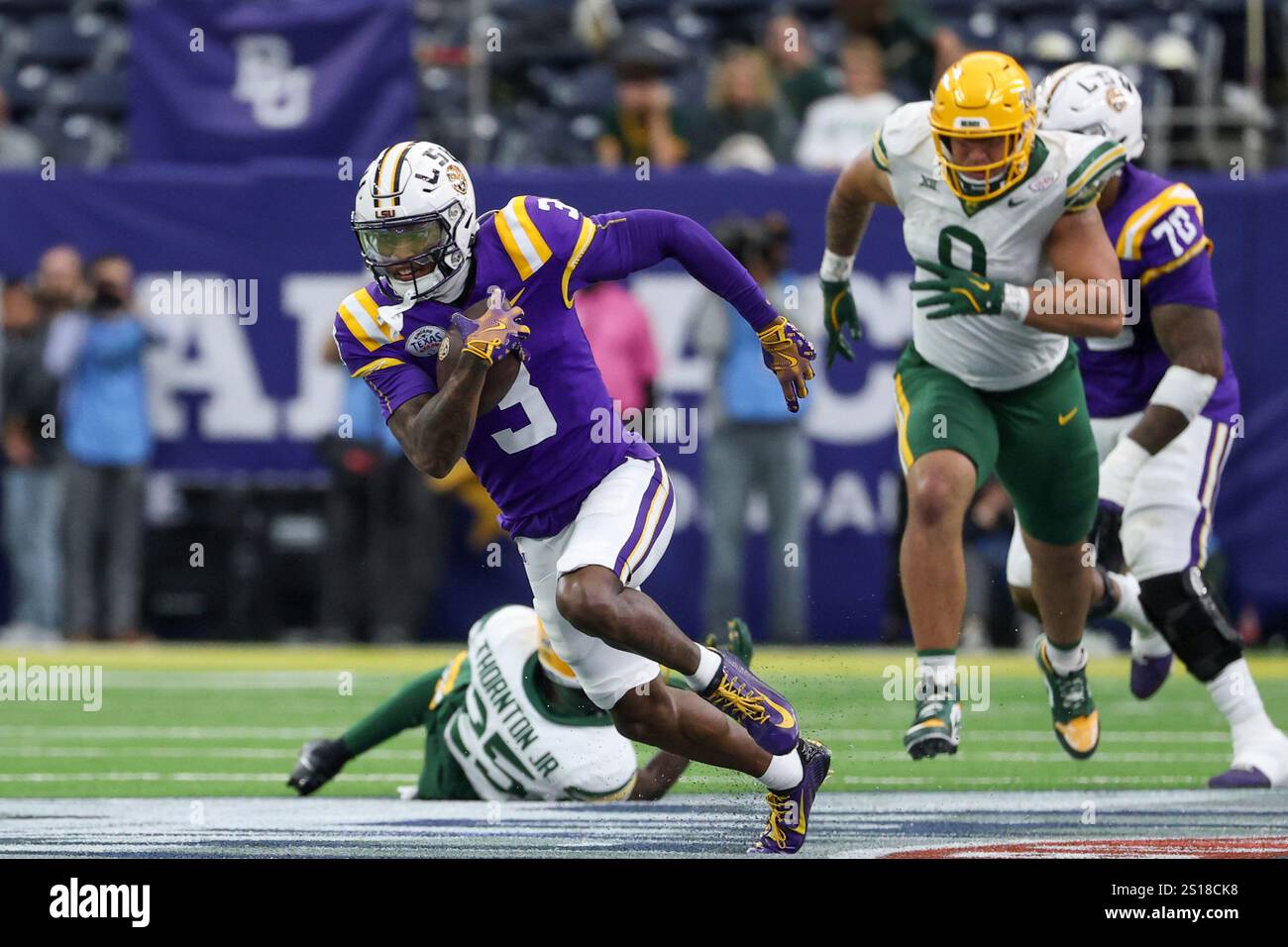 HOUSTON, TX - DECEMBER 31: LSU Tigers wide receiver Chris Hilton Jr. (3