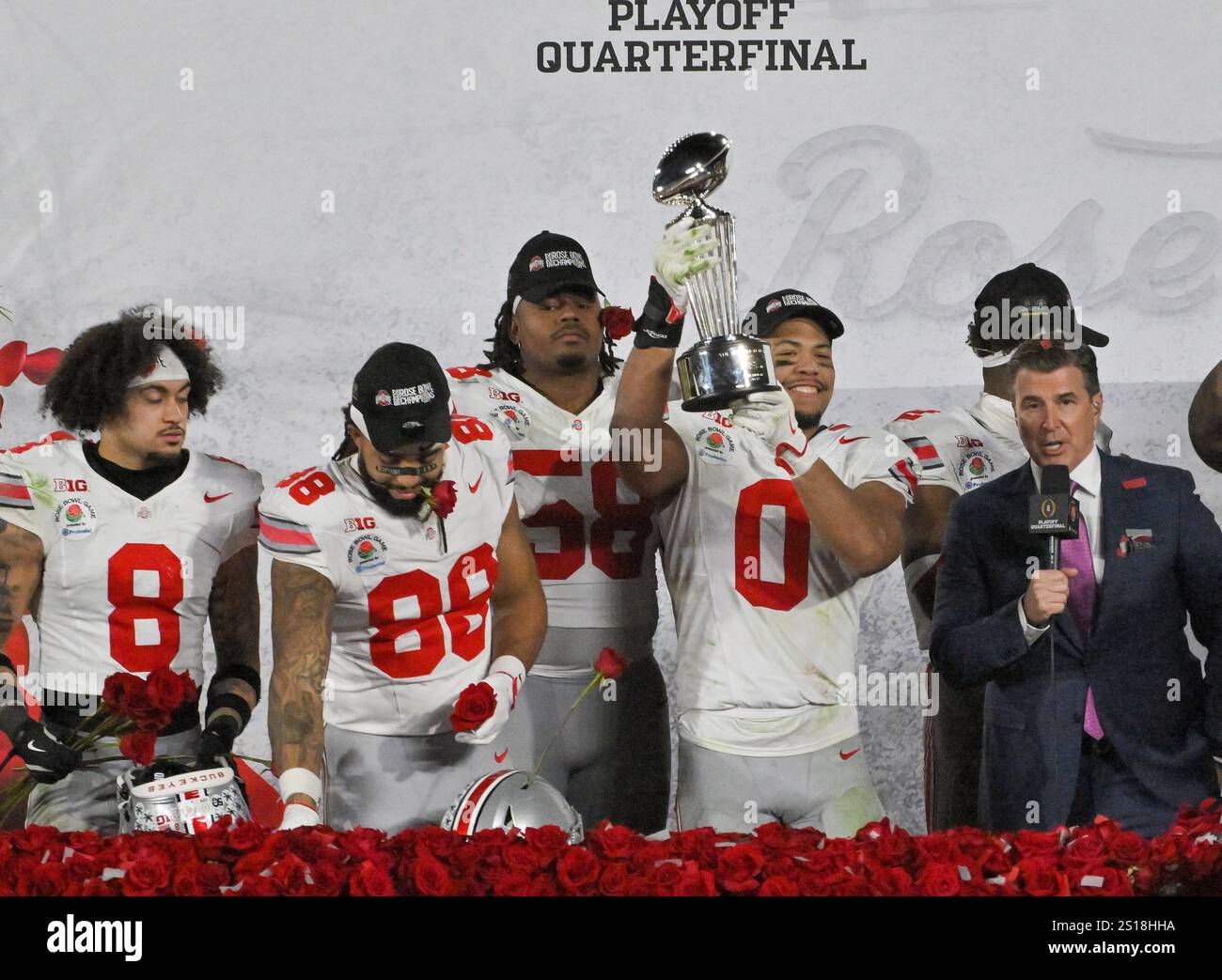 College football playoffs trophy hi-res stock photography and images ...